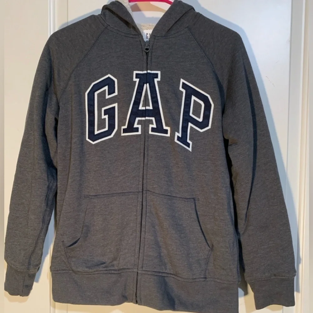 GAP Kids XXL Grey and Navy super fluffy zip up hoodie, NWOT